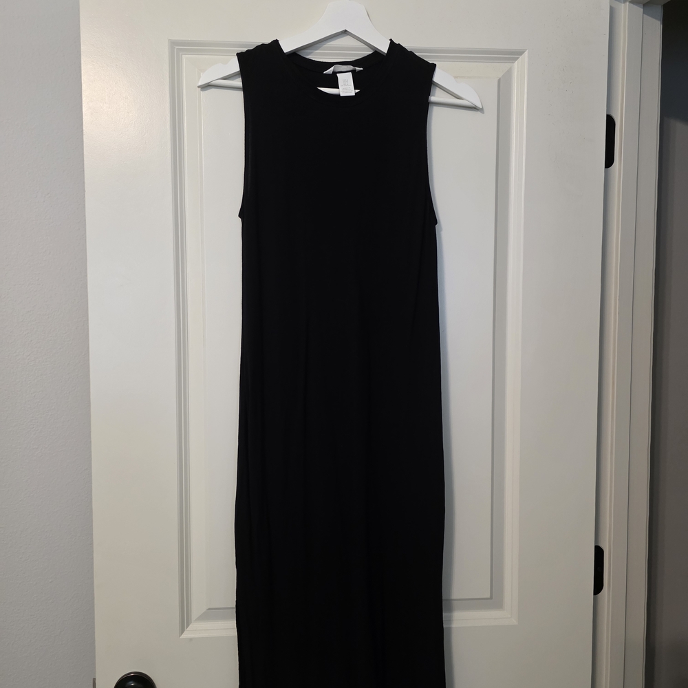 H&M Elegant Black Midi Dress